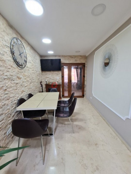 Vila 6 Camere - Domnesti