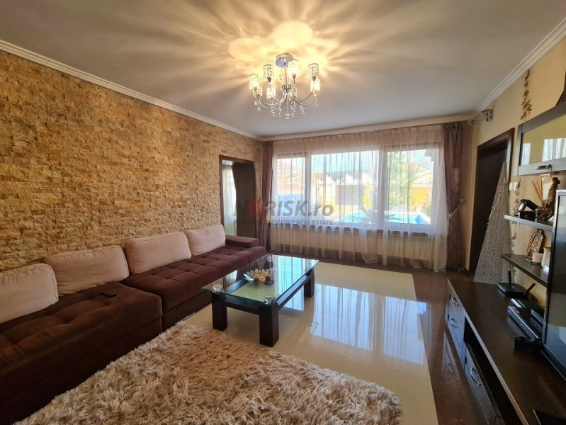Vila 6 Camere - Domnesti