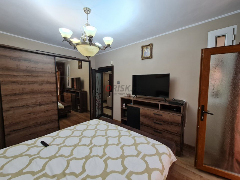 Vila 6 Camere - Domnesti
