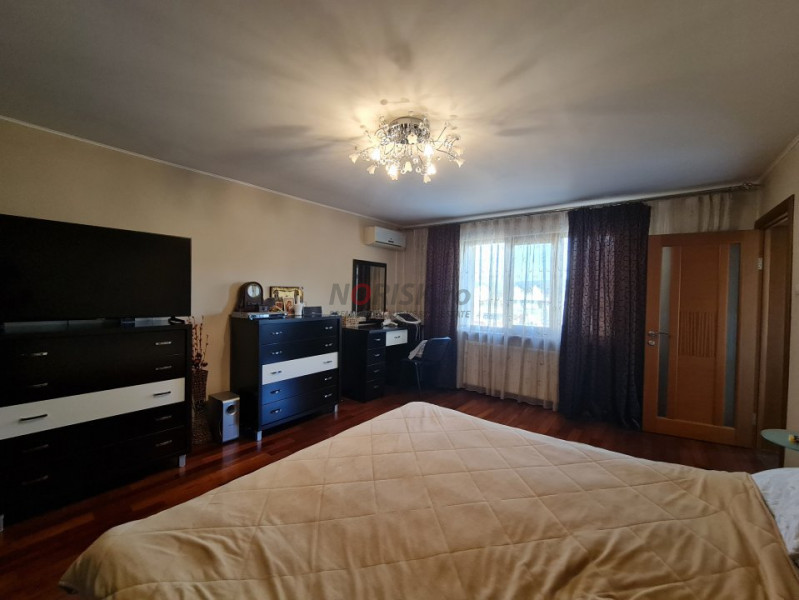 Vila 6 Camere - Domnesti