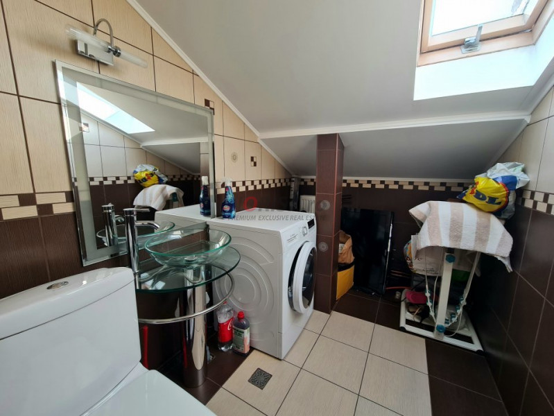 Vila 6 Camere - Domnesti