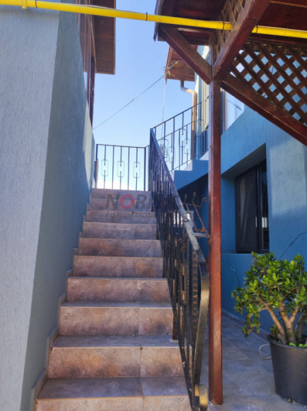 2 case + spațiu comercial | 6 dormitoare - băi proprii | 685 MP Teren 