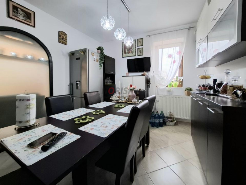 3 camere LUX | 2 băi | 87 MP | Mobilat Utilat | Curte | Centrala