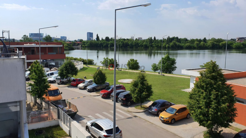 Elite Lakefront Villa – Greenlake