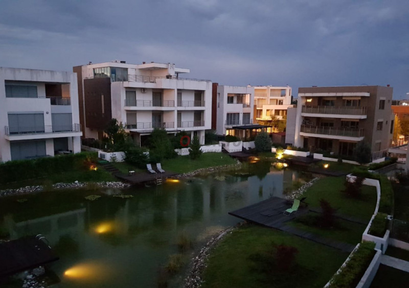 Elite Lakefront Villa – Greenlake