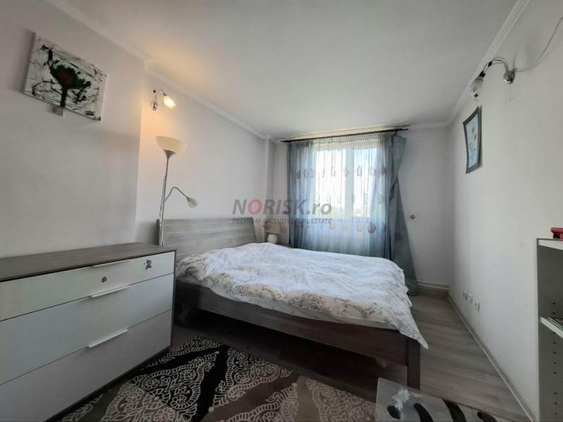 5 Camere | 217 MP | Panoramic | Etaj 2 + mansarda | Parcare | Centrală