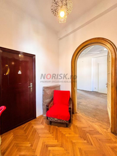 FARA Comision | Proprietate interbelică cu detalii originale | 93 mp | Mosilor