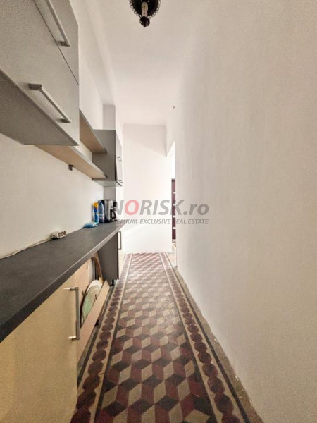 FARA Comision | Proprietate interbelică cu detalii originale | 93 mp | Mosilor