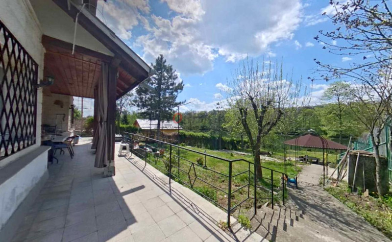 Vila pe lac cu vedere la padure - Pasarea - Branesti