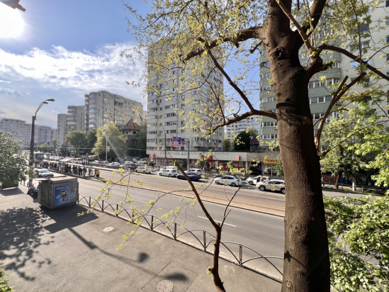 ÎNCHIRIERE 3 Camere PIATA IANCULUI I CENTRALA Proprie I Renovat!