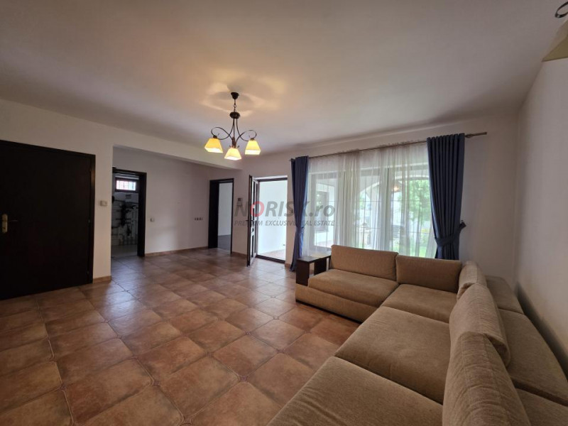 Casă Individuală în Pipera | 242 mp | Zonă Liniștită | Curte Privată