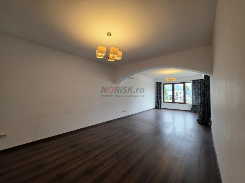 Casă Individuală în Pipera | 242 mp | Zonă Liniștită | Curte Privată