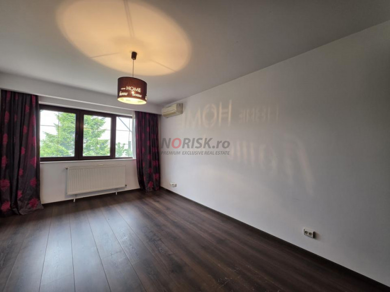 Casă Individuală în Pipera | 242 mp | Zonă Liniștită | Curte Privată