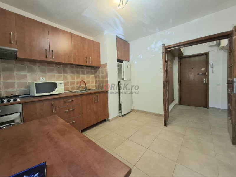 2 Camere Dorobanți | Polonă | 56MP | Decomandat | 1982 | Metrou | Parter