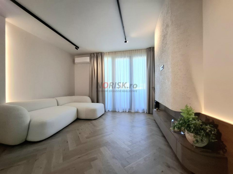 4 Camere I Unirii I Lux-Panoramic I 94 MP I 2020 I Parcare