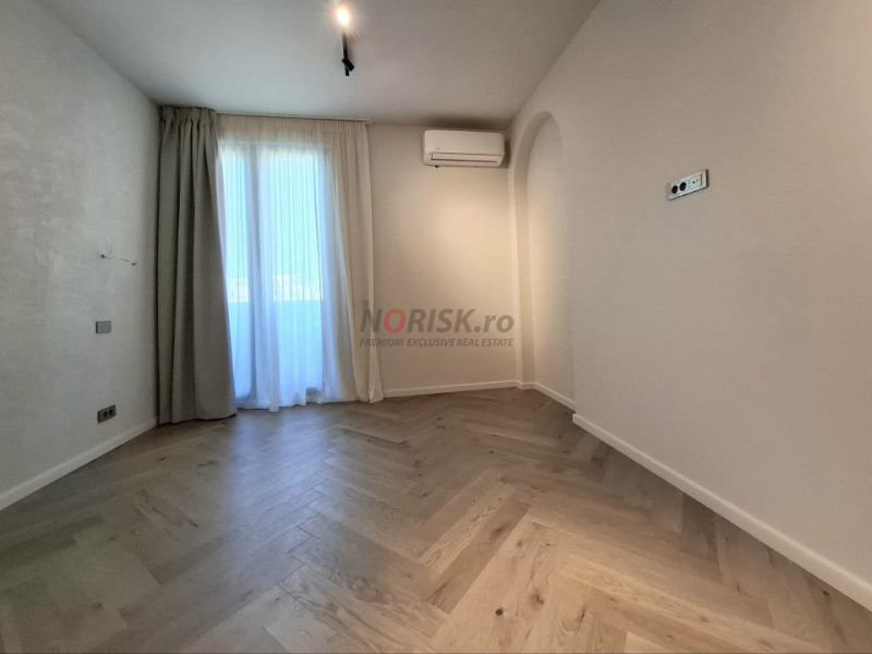 4 Camere I Unirii I Lux-Panoramic I 94 MP I 2020 I Parcare