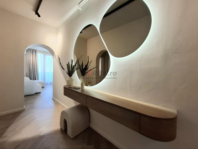 4 Camere I Unirii I Lux-Panoramic I 94 MP I 2020 I Parcare