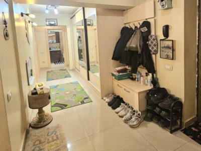 3 Camere | Basarabia | Etaj 1 | Decomandat | 70MP | Renovat 