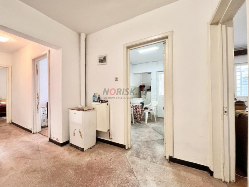 3 Camere I Vizavi de Parc PUCIOASA I 75 MP I Oportunitate !