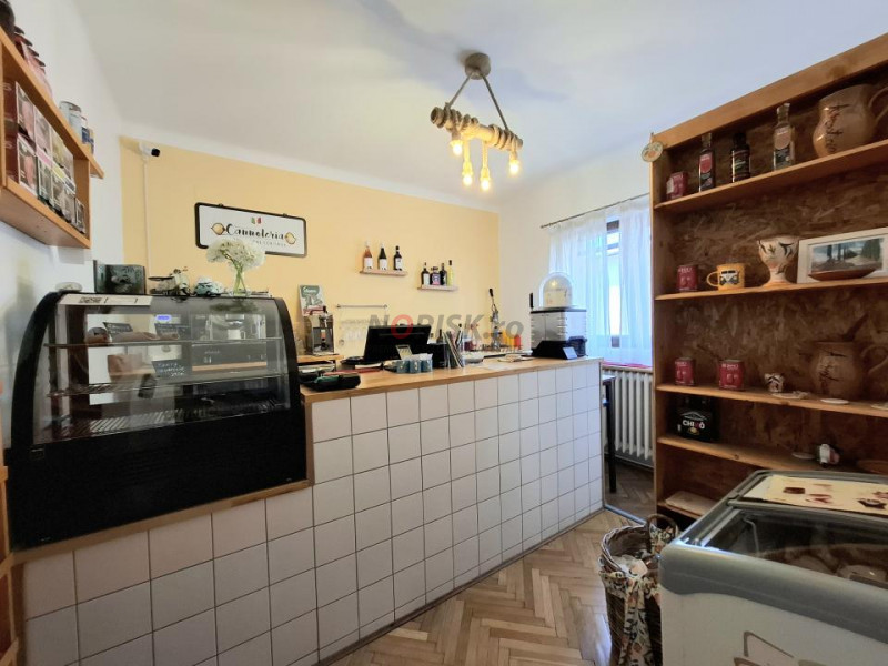 Casă Vatra Luminoasă | 6 Camere | Ideal Business sau locuință | 2 Terase