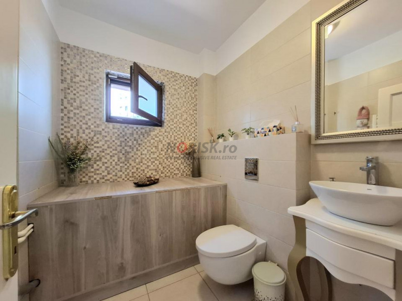 Casă Vatra Luminoasă | 6 Camere | Ideal Business sau locuință | 2 Terase