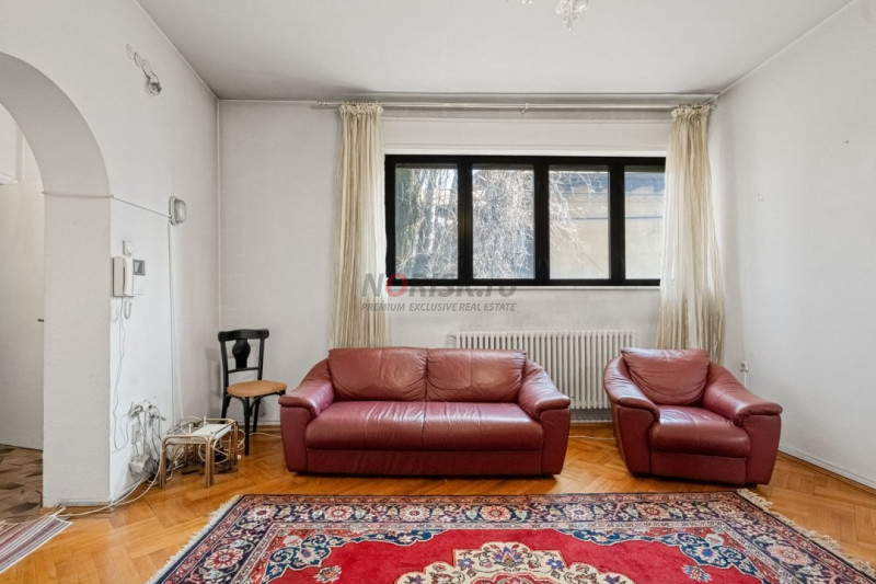 VANZARE VILA 9 CAMERE DECEBAL- RADU DE LA AFUMATI NR.42