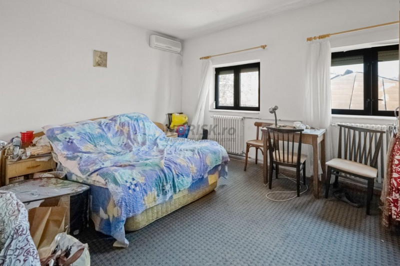 VANZARE VILA 9 CAMERE DECEBAL- RADU DE LA AFUMATI NR.42