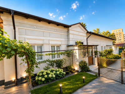 Casă 5 Camere | 131MP | POLONĂ | Teren 424MP | Centrală | Parcare 