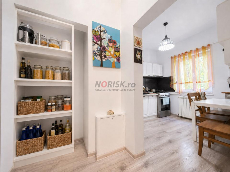 0% Comision | 2 Camere cu farmec 70MP | Renovat 2023, tavane înalte, FARA Risc 