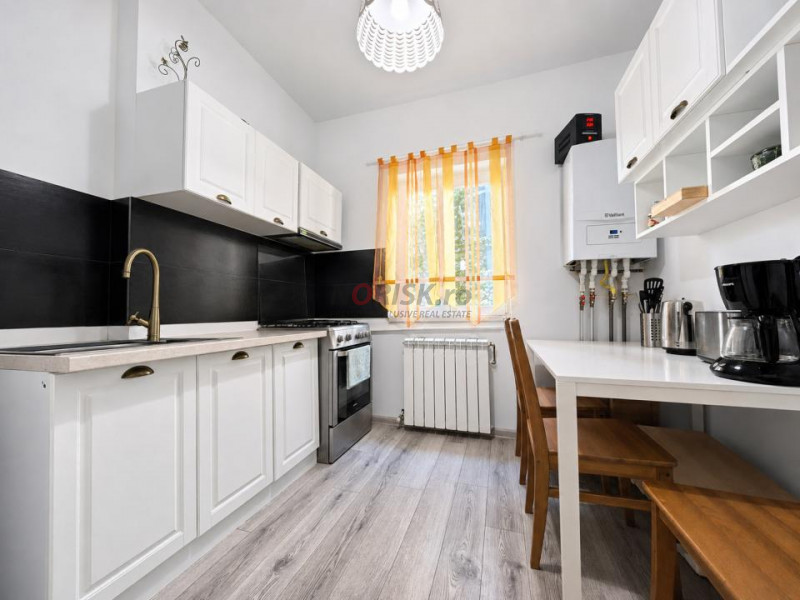 0% Comision | 2 Camere cu farmec 70MP | Renovat 2023, tavane înalte, FARA Risc 