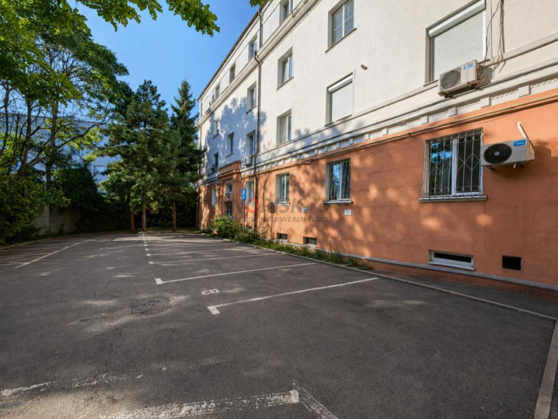 Mai mult SPAȚIU decât te aștepți | 2 camere + Boxa 84mp | BLOC Rusesc JIULUI