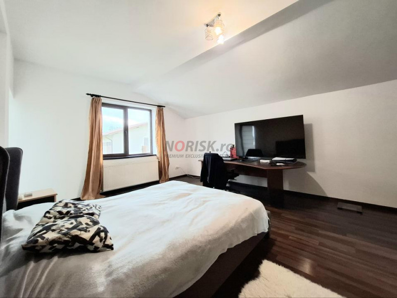 VILĂ 5 CAMERE CORBEANCA | 205MP | Curte | 550MP | Centrală | Panouri & baterie 