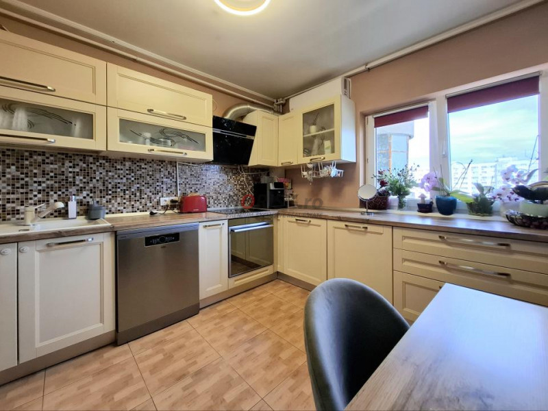 4 Camere | 96MP | Calea Vitan | Centrală | 2 Parcări | Renovat/Mobilat/Utilat