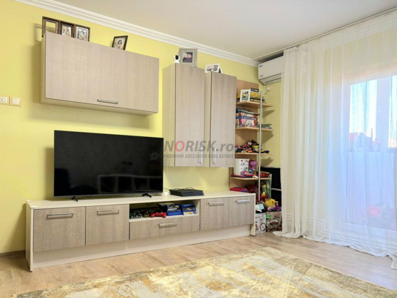 4 Camere | 96MP | Calea Vitan | Centrală | 2 Parcări | Renovat/Mobilat/Utilat