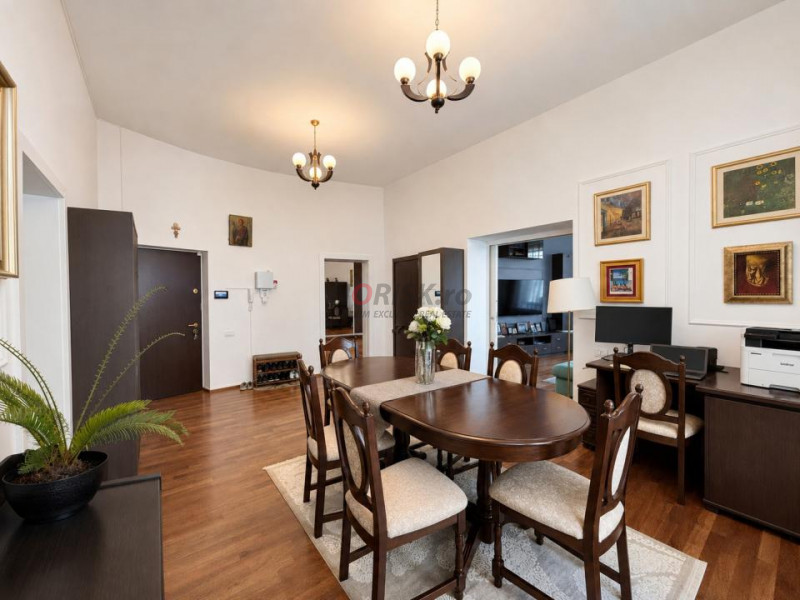 0% RAR în Grădina Icoanei: ETAJ întreg, scară proprie,vedere parc 4 Camere 140mp