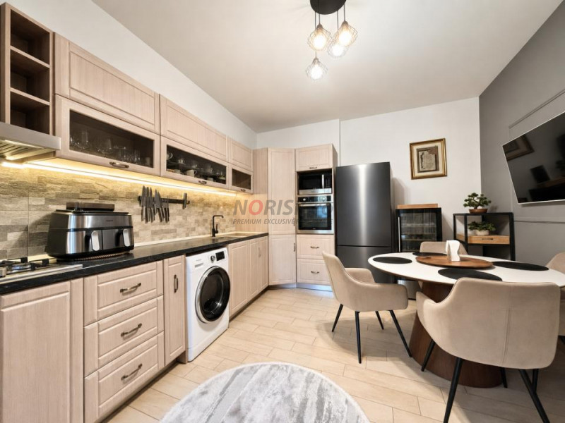 0% RAR în Grădina Icoanei: ETAJ întreg, scară proprie,vedere parc 4 Camere 140mp