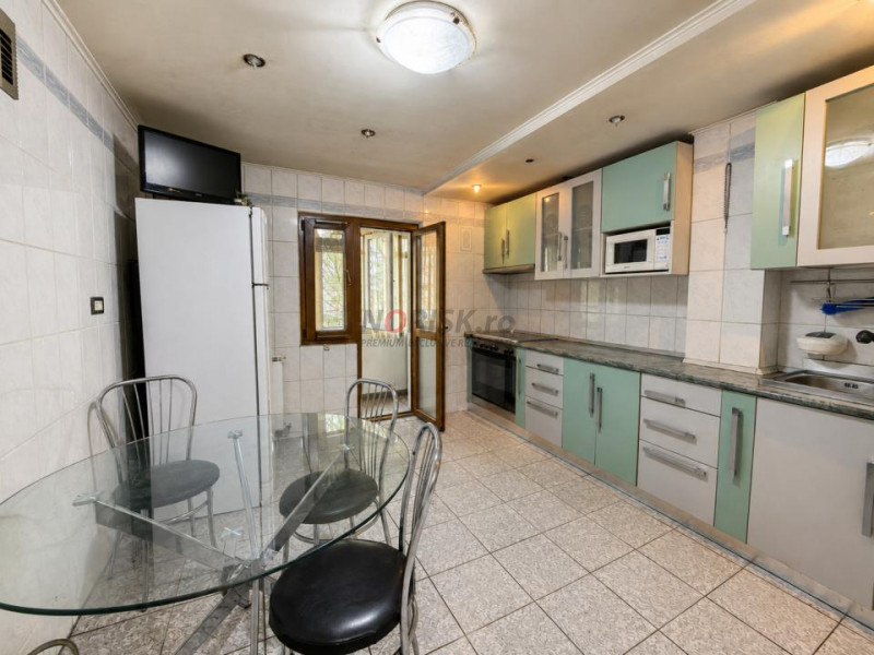 4 Camere Decomandat | 112 MP | Parcare Inclusă | Lângă Mall Vitan