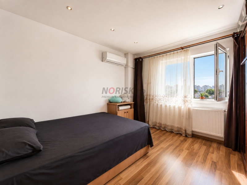 13 Septembrie | 3 Camere modificat în 2 | 72 MP | Bloc 1991, anvelopat | 2 băi 