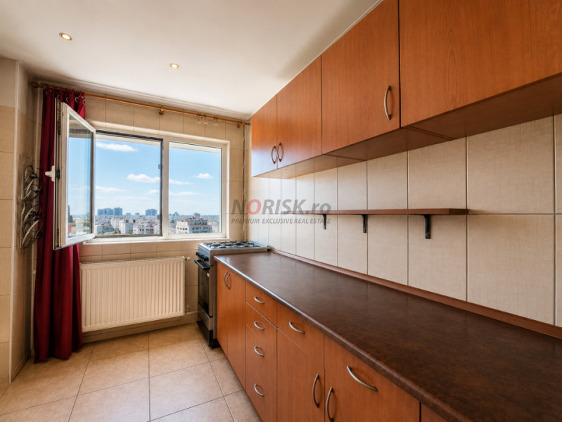 13 Septembrie | 3 Camere modificat în 2 | 72 MP | Bloc 1991, anvelopat | 2 băi 