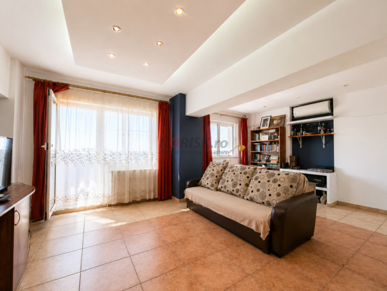 13 Septembrie | 3 Camere modificat în 2 | 72 MP | Bloc 1991, anvelopat | 2 băi 