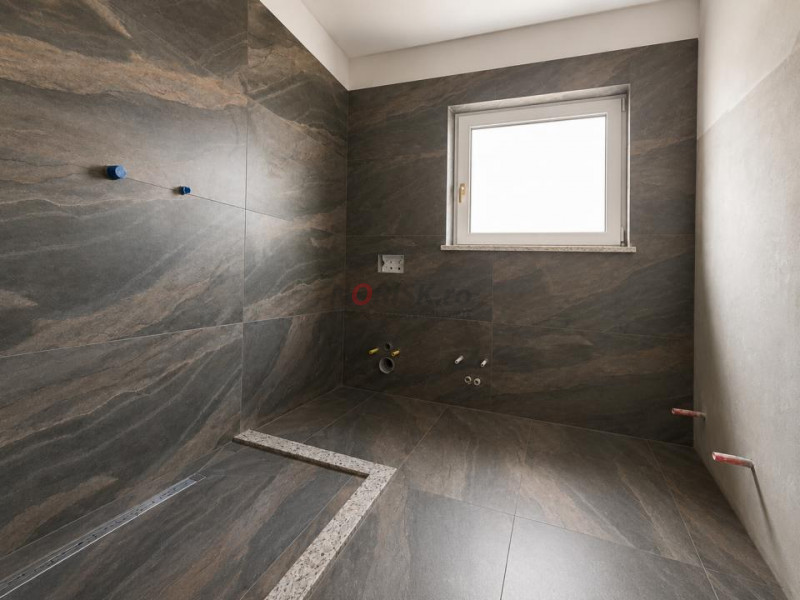 Casă P+M | 4 Camere | 210 mp | Teren 2.143 mp | Săvinești