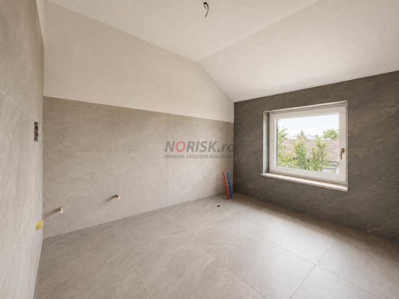 Casă P+M | 4 Camere | 210 mp | Teren 2.143 mp | Săvinești