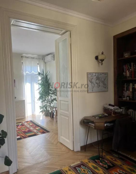 Apartament boem 128 mp | 50 m de Cișmigiu | renovat integral | parcare