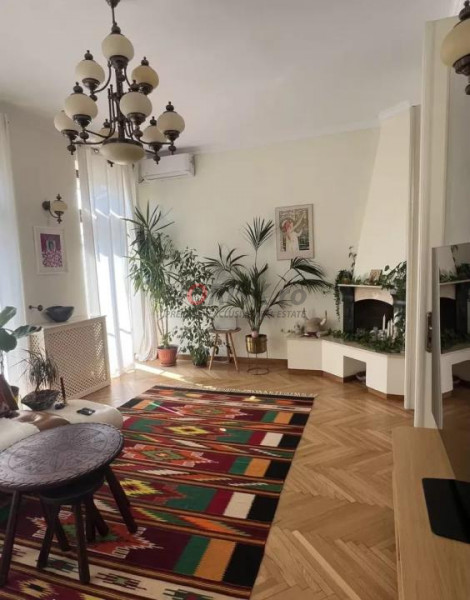 Apartament boem 128 mp | 50 m de Cișmigiu | renovat integral | parcare