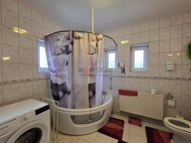 Refugiu exclusivist pe malul lacului Snagov – proprietate rară
