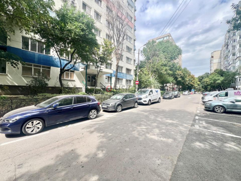 2 Camere I Tineretului I 52 MP I Parc I Metrou I Vedere Panoramică