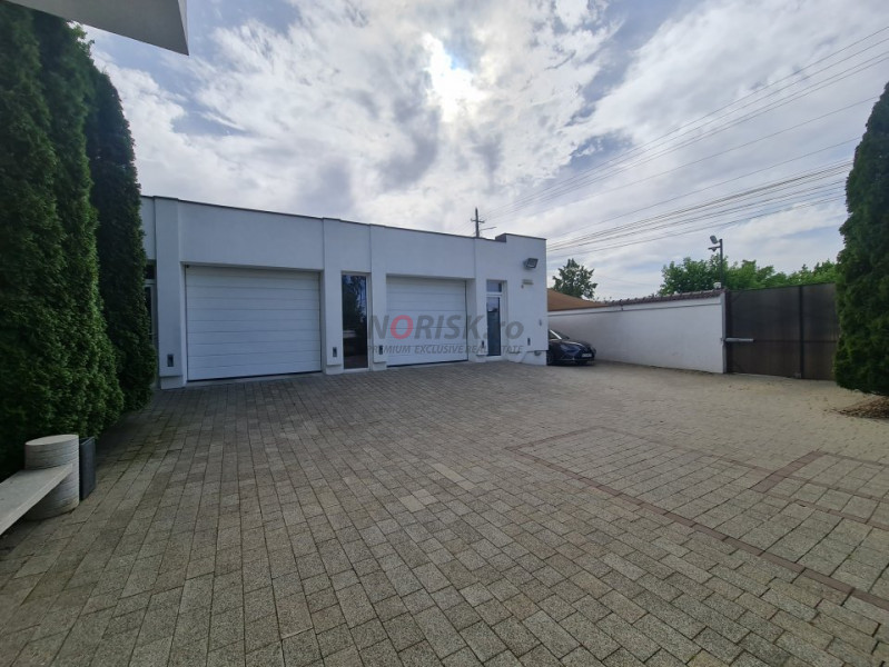 Private Estate lângă București | Vilă, Piscină & Sport Court