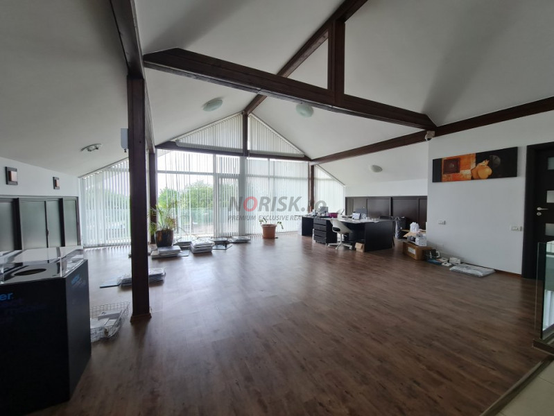 Private Estate lângă București | Vilă, Piscină & Sport Court