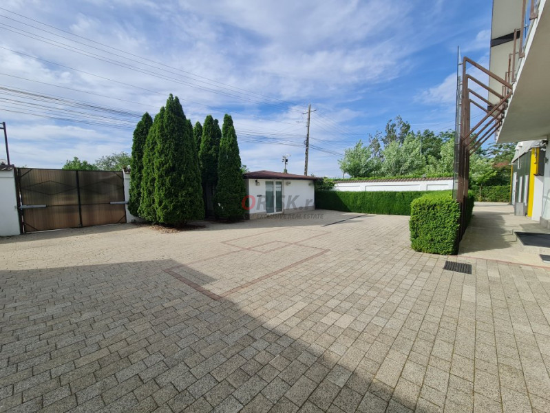 Private Estate lângă București | Vilă, Piscină & Sport Court