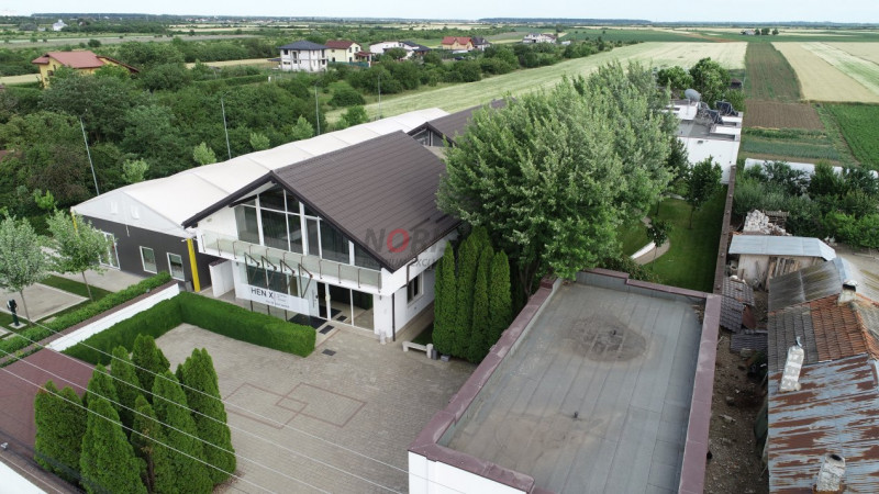 Private Estate lângă București | Vilă, Piscină & Sport Court